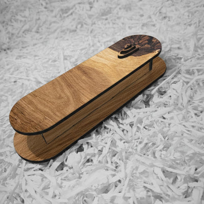 "בית מזוזה מעץ דגם דגם "עץ עם עיניים