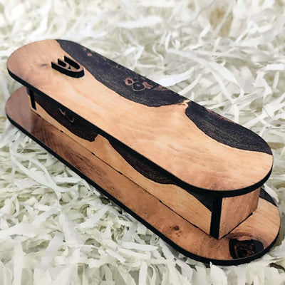 "בית מזוזה מעץ דגם דגם "עץ עם עיניים