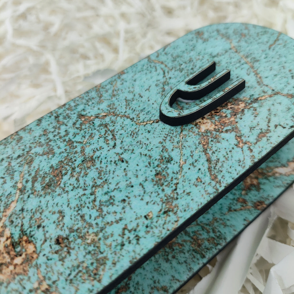 בית מזוזה מעץ דגם שיש טורקיז זהב